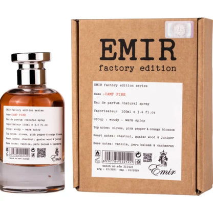 "Paris Corner Campfire – Perfume intenso con notas ahumadas y amaderadas."