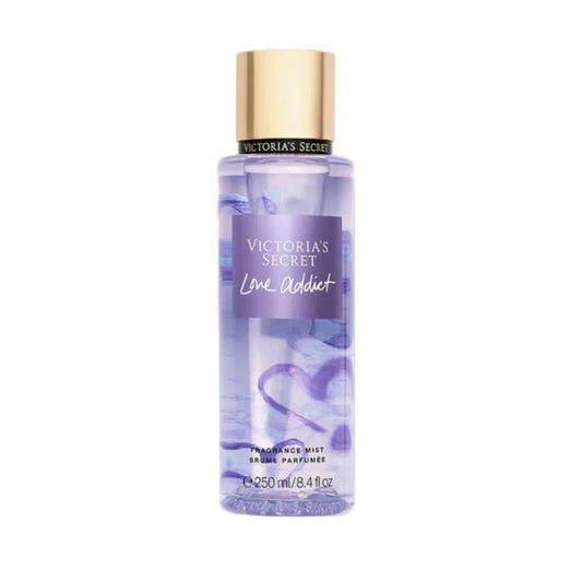 "Victoria's Secret Love Addict – Body mist dulce y adictivo."
