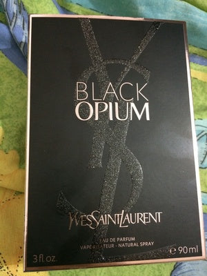Yves Saint Laurent Black Opium Mujer 90 ML EDP
